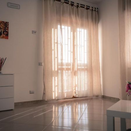 Raro'S Home Bed & Breakfast Pompei Bagian luar foto