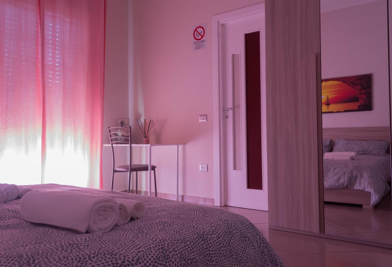 Raro'S Home Bed & Breakfast Pompei Bagian luar foto