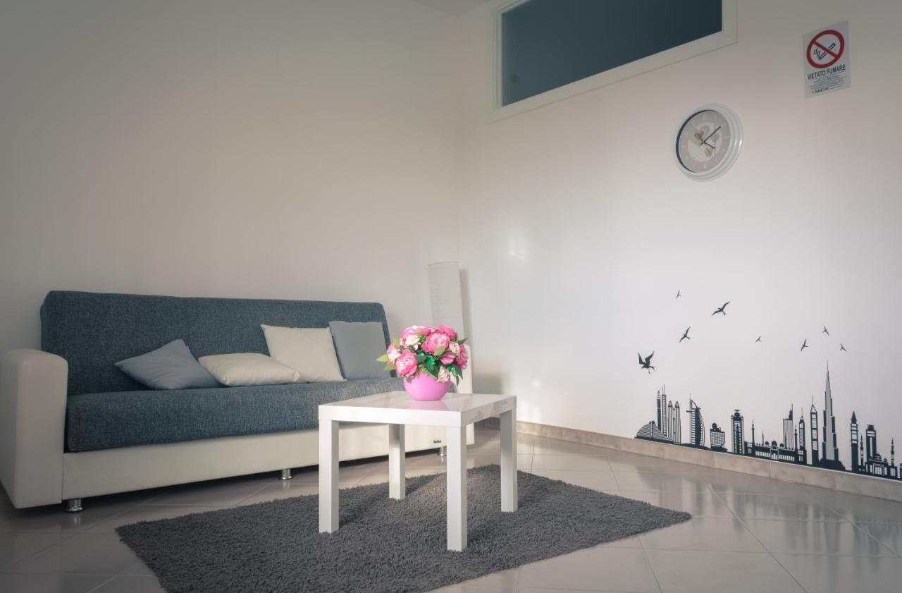 Raro'S Home Bed & Breakfast Pompei Bagian luar foto